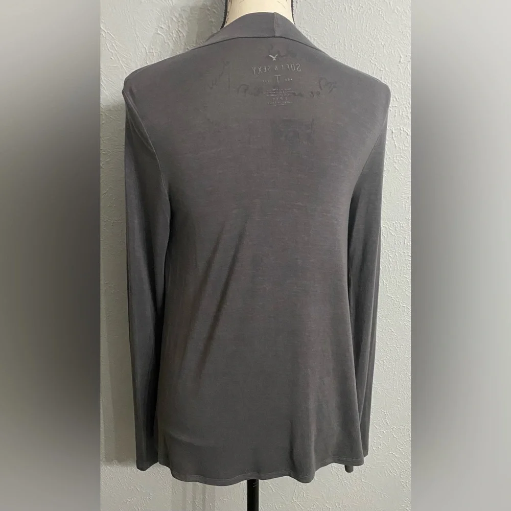 American Eagle Soft & Sexy Top Keyhole Cutout Front Long Sleeve Gray Size Small - Picture 4 of 6
